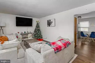 216 Blue Jay Ln, Mount Holly, NJ 08060 - Photo 6