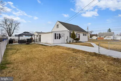 216 Blue Jay Lane, Mount Holly, NJ 08060 - Photo 2