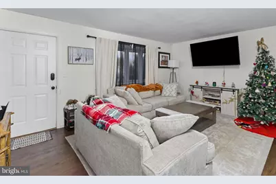 216 Blue Jay Lane, Mount Holly, NJ 08060 - Photo 4