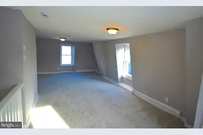 350 E Broad, Burlington, NJ 08016 - Photo 14