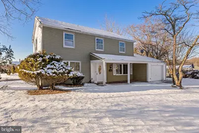 47 Primrose Lane, Willingboro, NJ 08046 - Photo 2