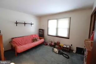 34 Applegate Rd, Jobstown, NJ 08041 - Photo 12