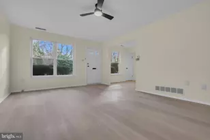 1084 Harbour Dr, Palmyra, NJ 08065 - Photo 6