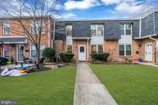 1084 Harbour Dr, Palmyra, NJ 08065 - Photo 2