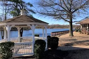 17 Chelmsford Ct, Marlton, NJ 08053 - Photo 1