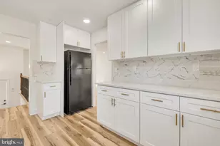 33 Sycamore Dr, Burlington, NJ 08016 - Photo 18