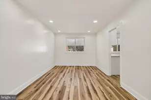 33 Sycamore Dr, Burlington, NJ 08016 - Photo 6