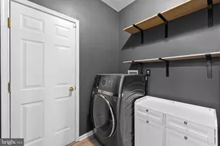 87 Windingbrook Rd, Bordentown, NJ 08505 - Photo 16