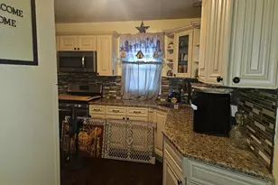 26 Lois Ln, Mount Holly, NJ 08060 - Photo 6