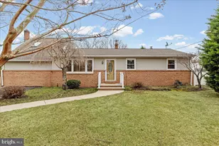 65 Fenton Ln, Chesterfield, NJ 08515 - Photo 2