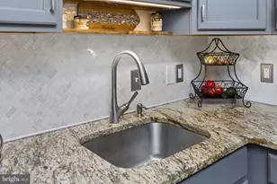 70 E Park St, Bordentown, NJ 08505 - Photo 14