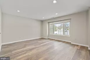 506 Oliphant Ln, Mount Laurel, NJ 08054 - Photo 8