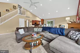 44 Brook Dr, Burlington, NJ 08016 - Photo 6