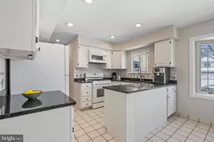 206 Meadow Dr, Mount Laurel, NJ 08054 - Photo 18