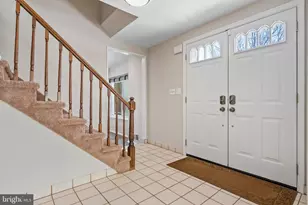 206 Meadow Dr, Mount Laurel, NJ 08054 - Photo 4