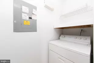 1904B Saxony Dr, Mount Laurel, NJ 08054 - Photo 16