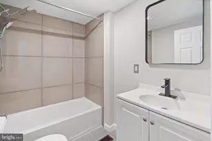 310 York St, Burlington, NJ 08016 - Photo 6