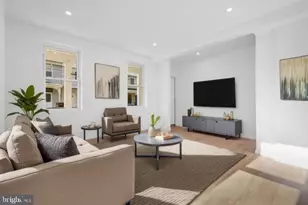 525 York St, Burlington, NJ 08016 - Photo 2