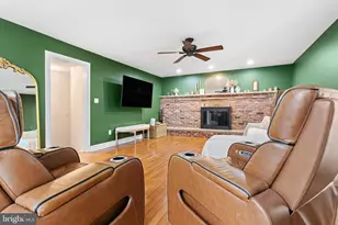 8 Wethersfield Dr, Medford, NJ 08055 - Photo 16