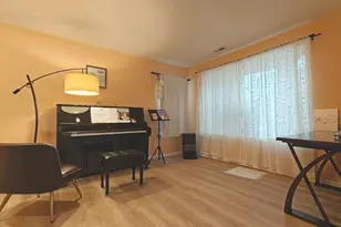 38 Elkington Dr, Mount Laurel, NJ 08054 - Photo 2