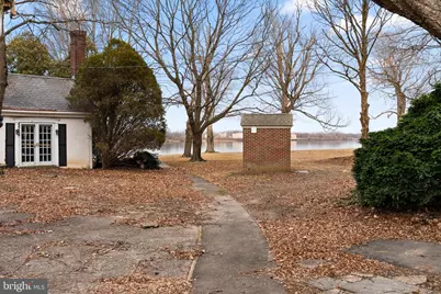 257 Warren Street E, Edgewater Park, NJ 08010 - Photo 4