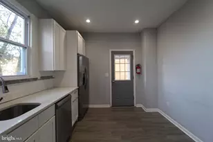 421 Bridgeboro St, Riverside, NJ 08075 - Photo 22