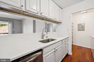 706 Woodhollow Dr, Marlton, NJ 08053 - Photo 6