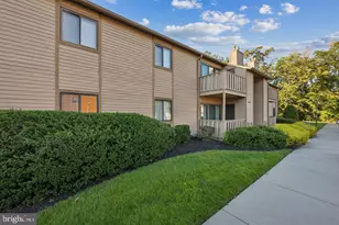 706 Woodhollow Dr, Marlton, NJ 08053 - Photo 2