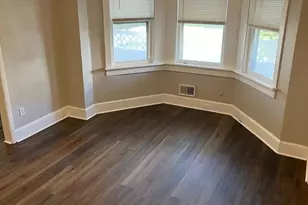232 W Union St, Burlington, NJ 08016 - Photo 2