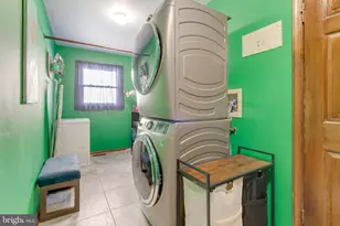 514 Foxwood Dr, Mount Laurel, NJ 08054 - Photo 12