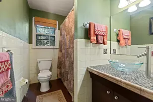 187 S Lakeside Dr E, Medford, NJ 08055 - Photo 16