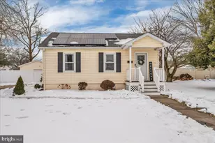 431 Larchmont Dr, Delanco, NJ 08075 - Photo 1