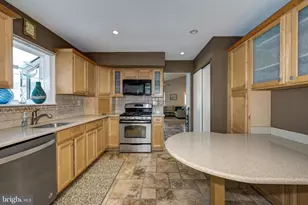 48 Longhurst Rd, Marlton, NJ 08053 - Photo 18