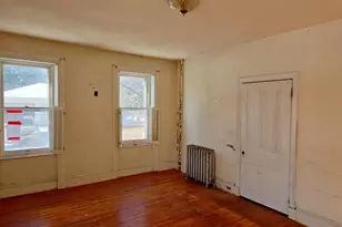 235 St Mary St, Burlington, NJ 08016 - Photo 4