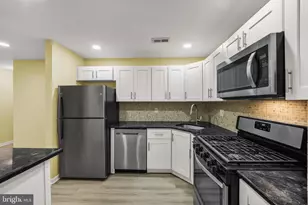 2702 Sussex Ct, Mount Laurel, NJ 08054 - Photo 10