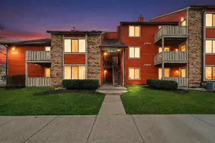 2702 Sussex Ct, Mount Laurel, NJ 08054 - Photo 1