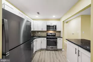 2702 Sussex Ct, Mount Laurel, NJ 08054 - Photo 8