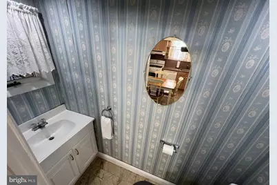 525 Bridgeboro Street, Riverside, NJ 08075 - Photo 10