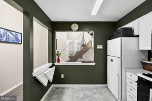 606 Saxony Dr, Mount Laurel, NJ 08054 - Photo 14