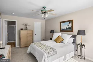 606 Saxony Dr, Mount Laurel, NJ 08054 - Photo 20