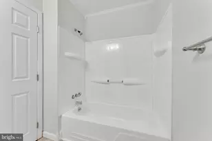 845 Henri Ct, Burlington, NJ 08016 - Photo 16