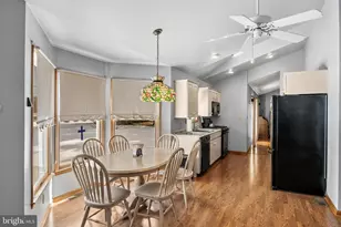 32 Quail Dr, Beverly, NJ 08010 - Photo 14