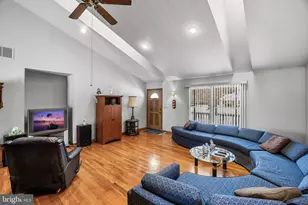 32 Quail Dr, Beverly, NJ 08010 - Photo 6
