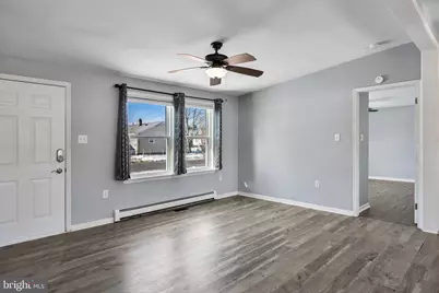 511 Madison Avenue, Burlington, NJ 08016 - Photo 2