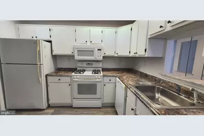 73 Center Lane #A, Mount Laurel, NJ 08054 - Photo 4