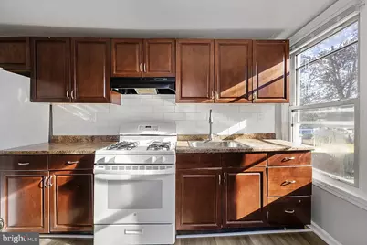 212 Warren Street #3, Beverly, NJ 08010 - Photo 6