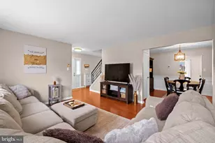 210 Martins Way, Mount Laurel, NJ 08054 - Photo 14