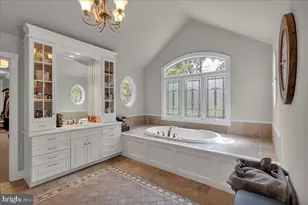 7 Bradford Ct, Medford, NJ 08055 - Photo 24