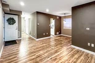 18 Florence Tollgate, Florence, NJ 08518 - Photo 2