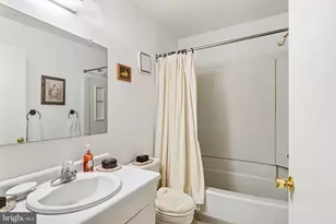 1511 Woodhollow Dr, Marlton, NJ 08053 - Photo 10